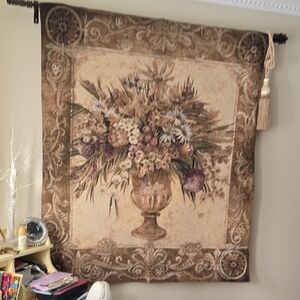 Elegant Floral Tapestry Wall Hanging (Large)